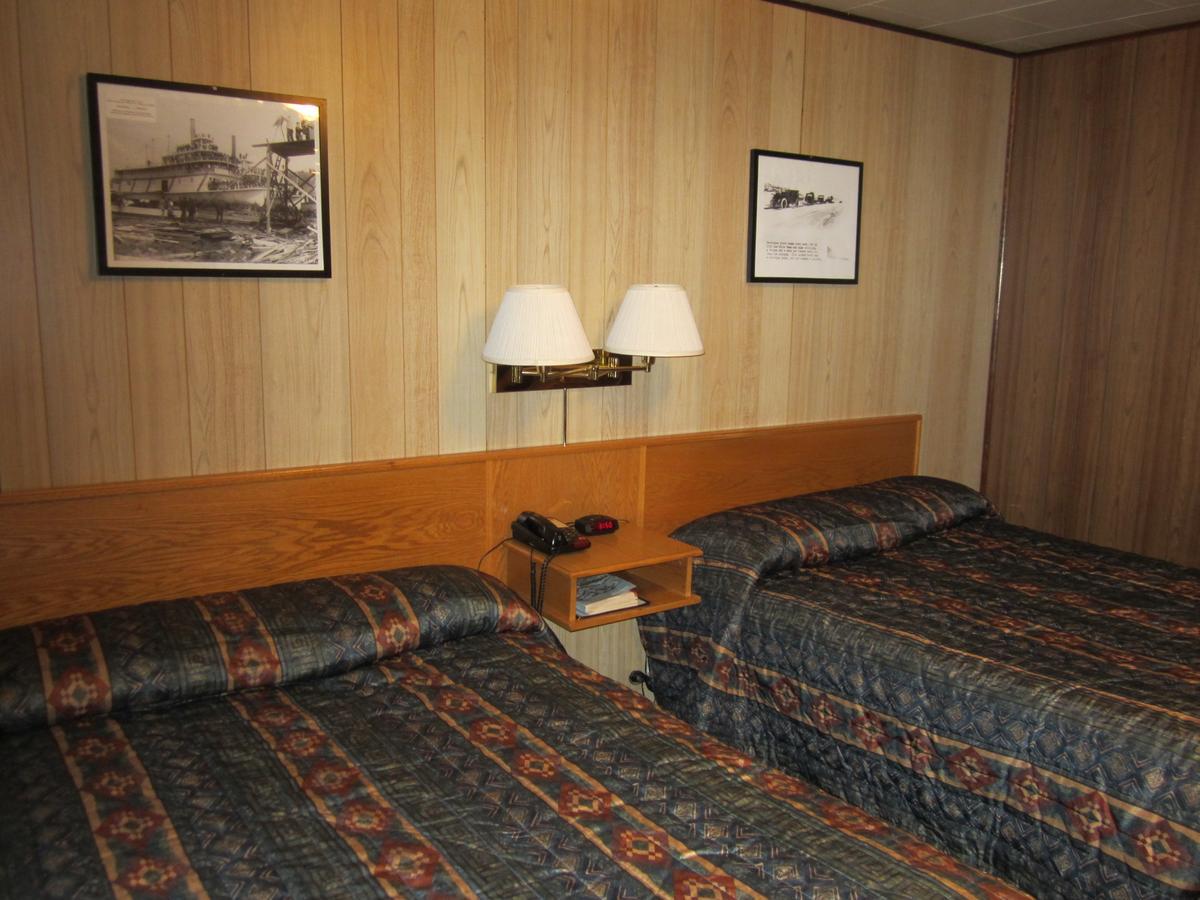 Airport Chalet Hotel Whitehorse Luaran gambar