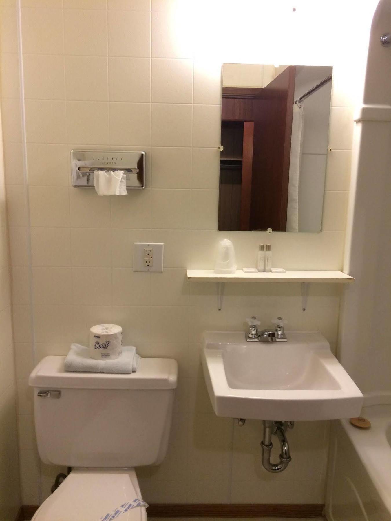 Airport Chalet Whitehorse Luaran gambar